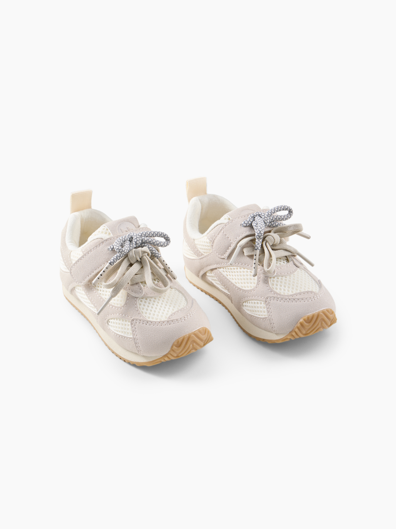 Кроссовки детские