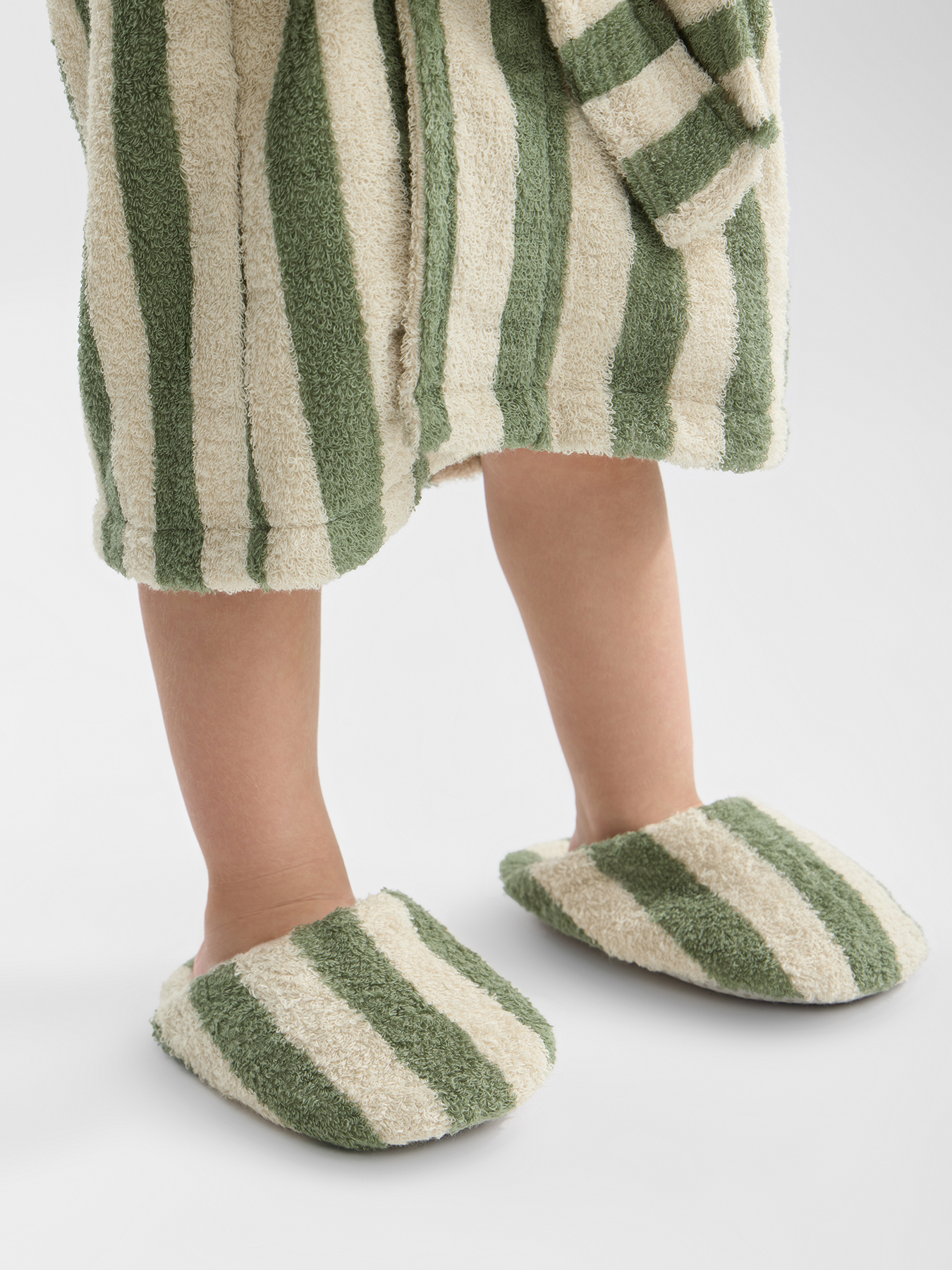 EXCLUSIVE Набор детский из трех предметов: халат, тапочки, косметичка