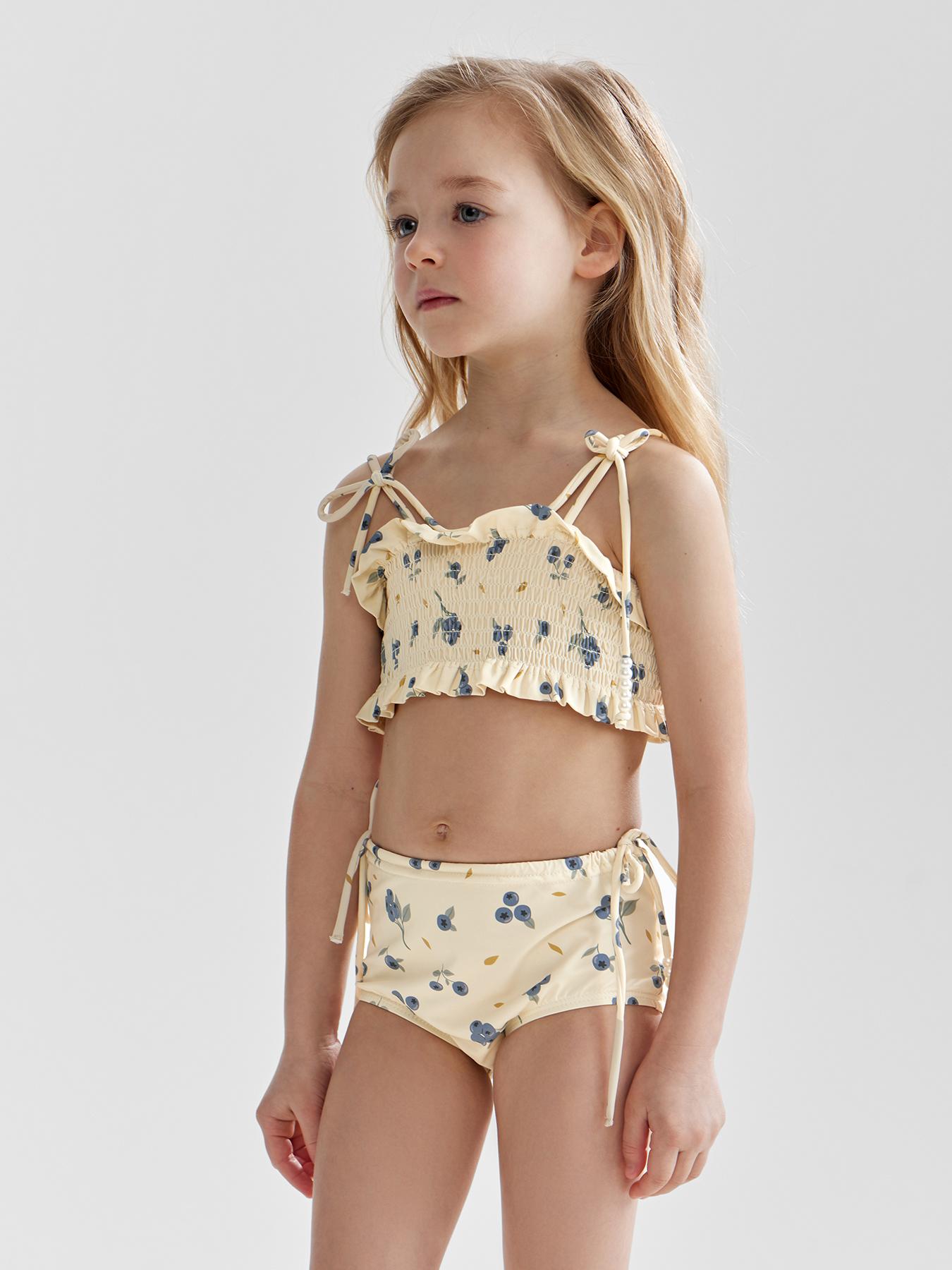 Купальник для девочек двухпредметный (лиф купальный, плавки)