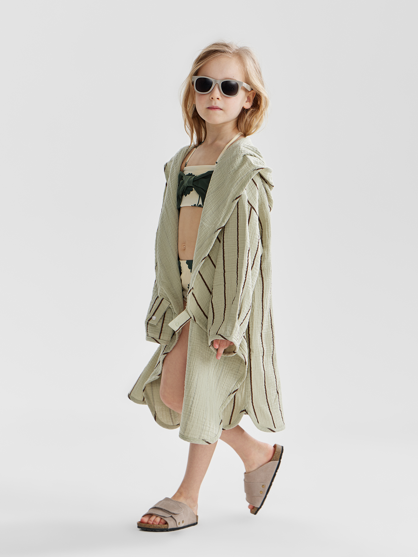 Купальник для девочек двухпредметный (лиф купальный, плавки)