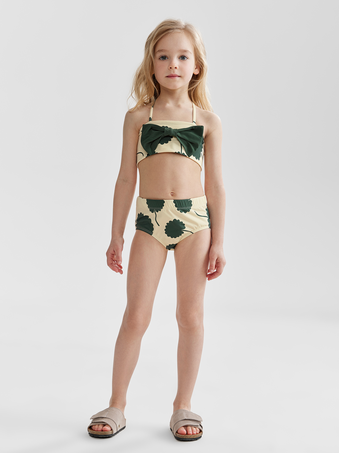 Купальник для девочек двухпредметный (лиф купальный, плавки)