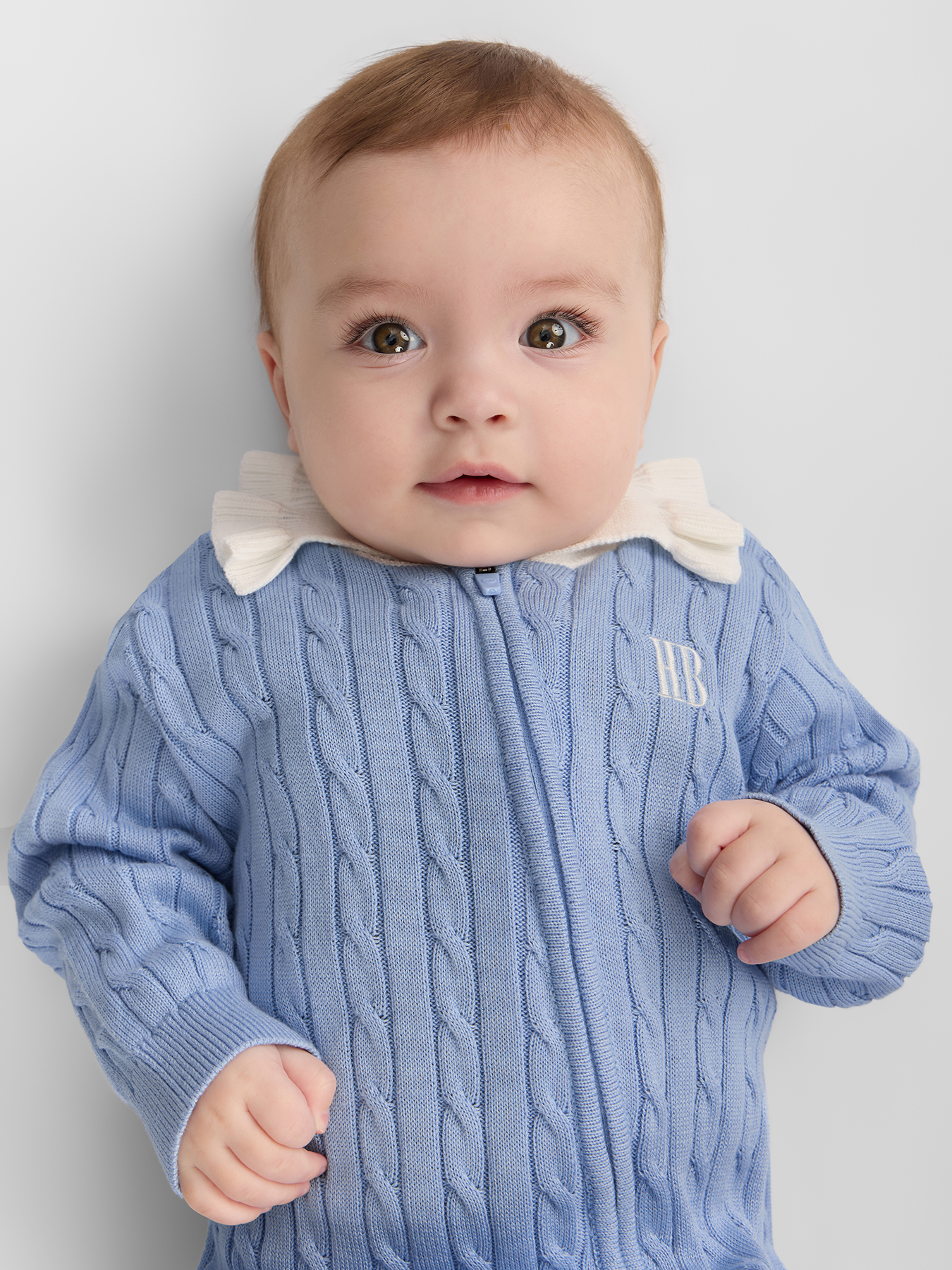 Комбинезон вязаный для малышей