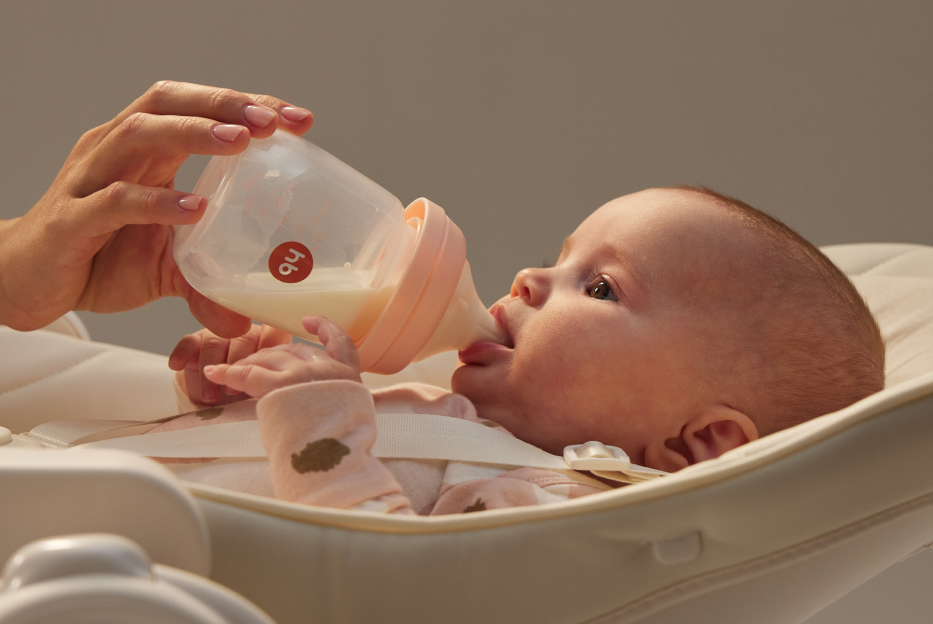 Сколько должен есть новорожденный.