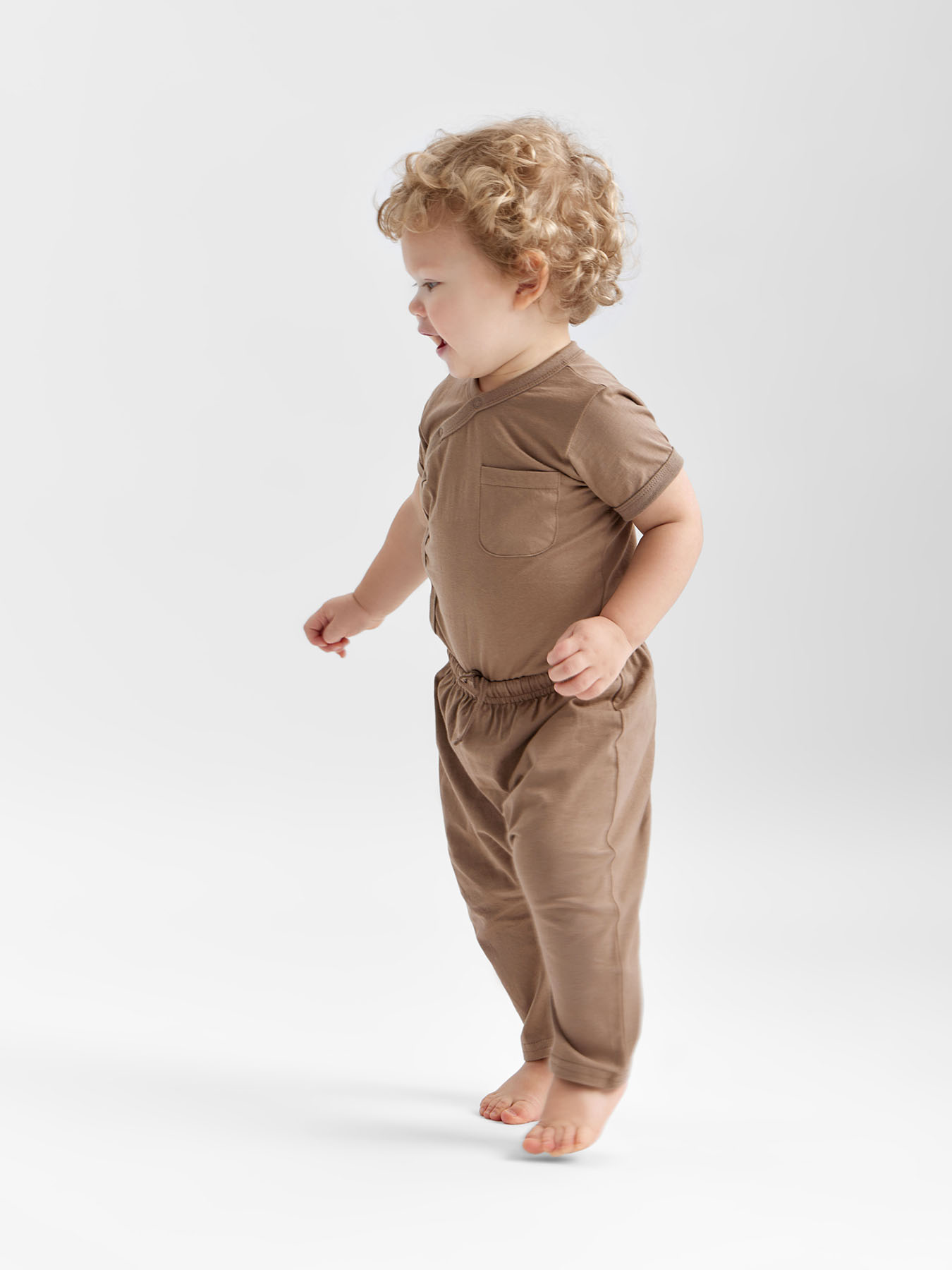 Набор: боди и штанишки