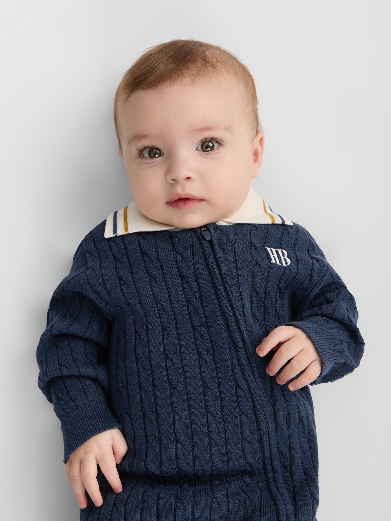 Комбинезон вязаный для малышей