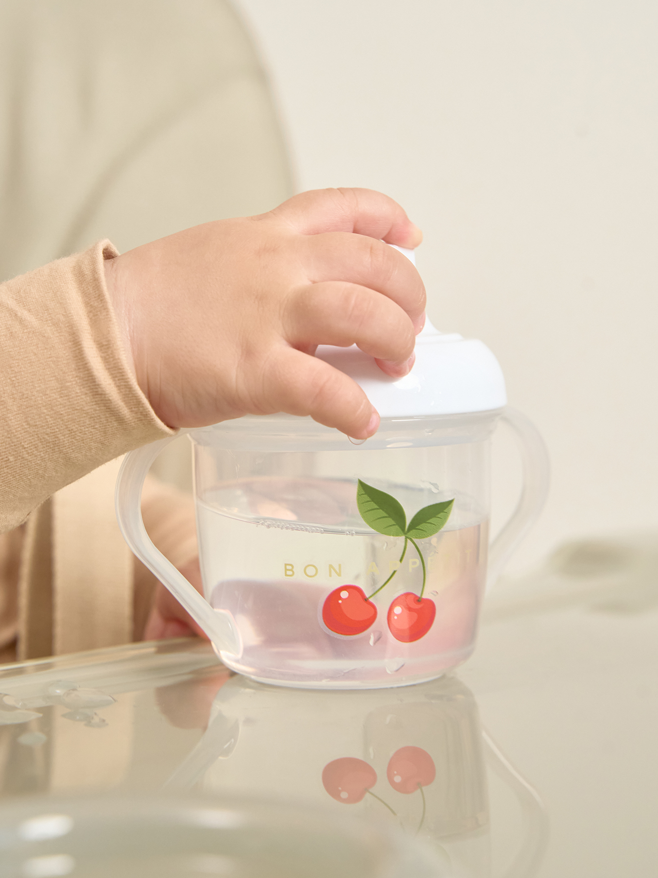 Поильник с ручками 170мл. (cherry)