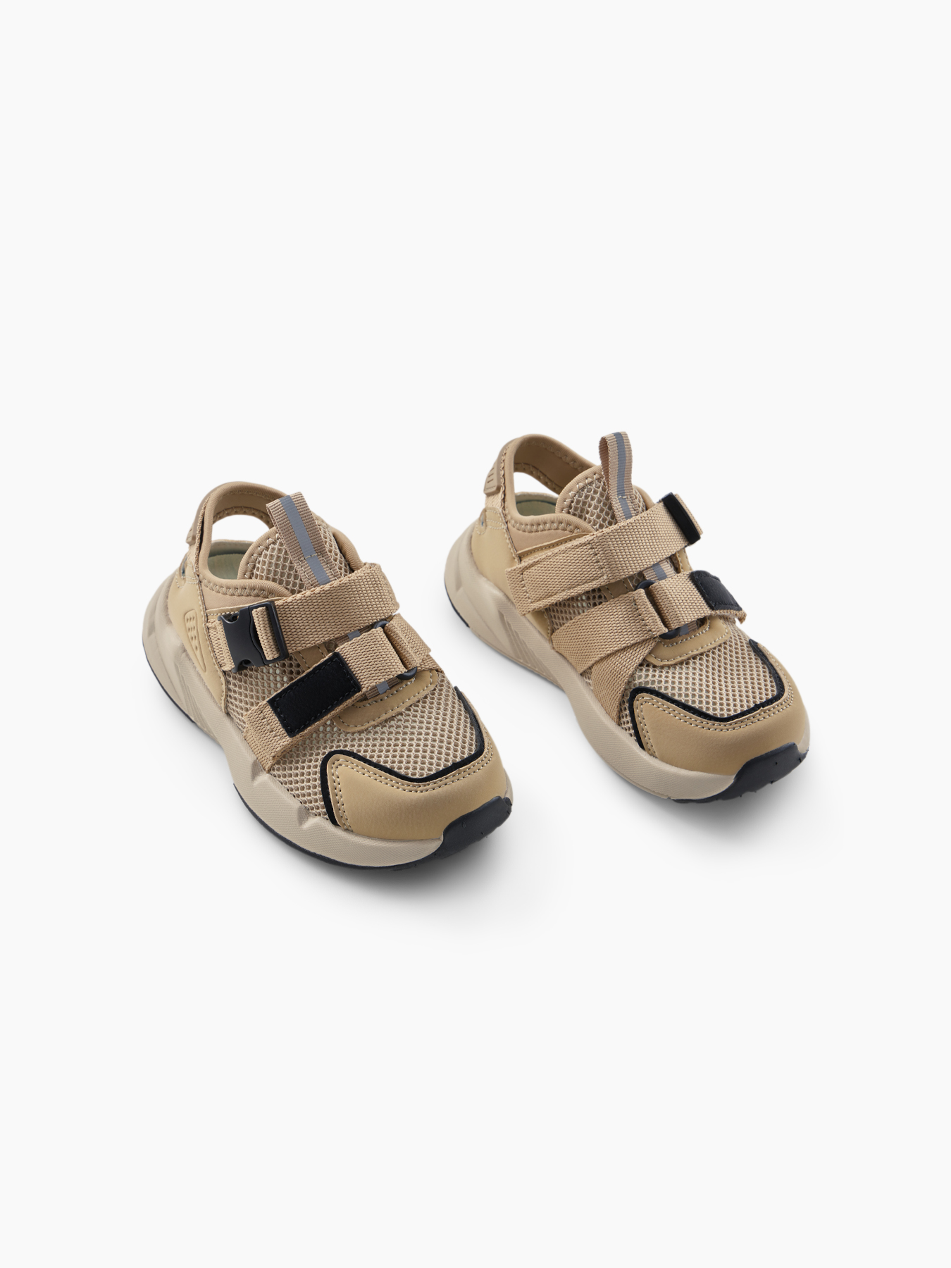 Кроссовки детские летние